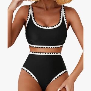 Black and White Women's Swimwear Set